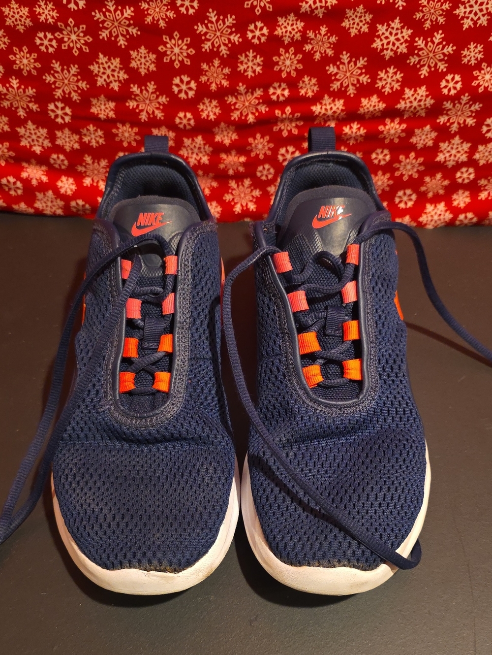 Nike Air Women's Tennis Shoe